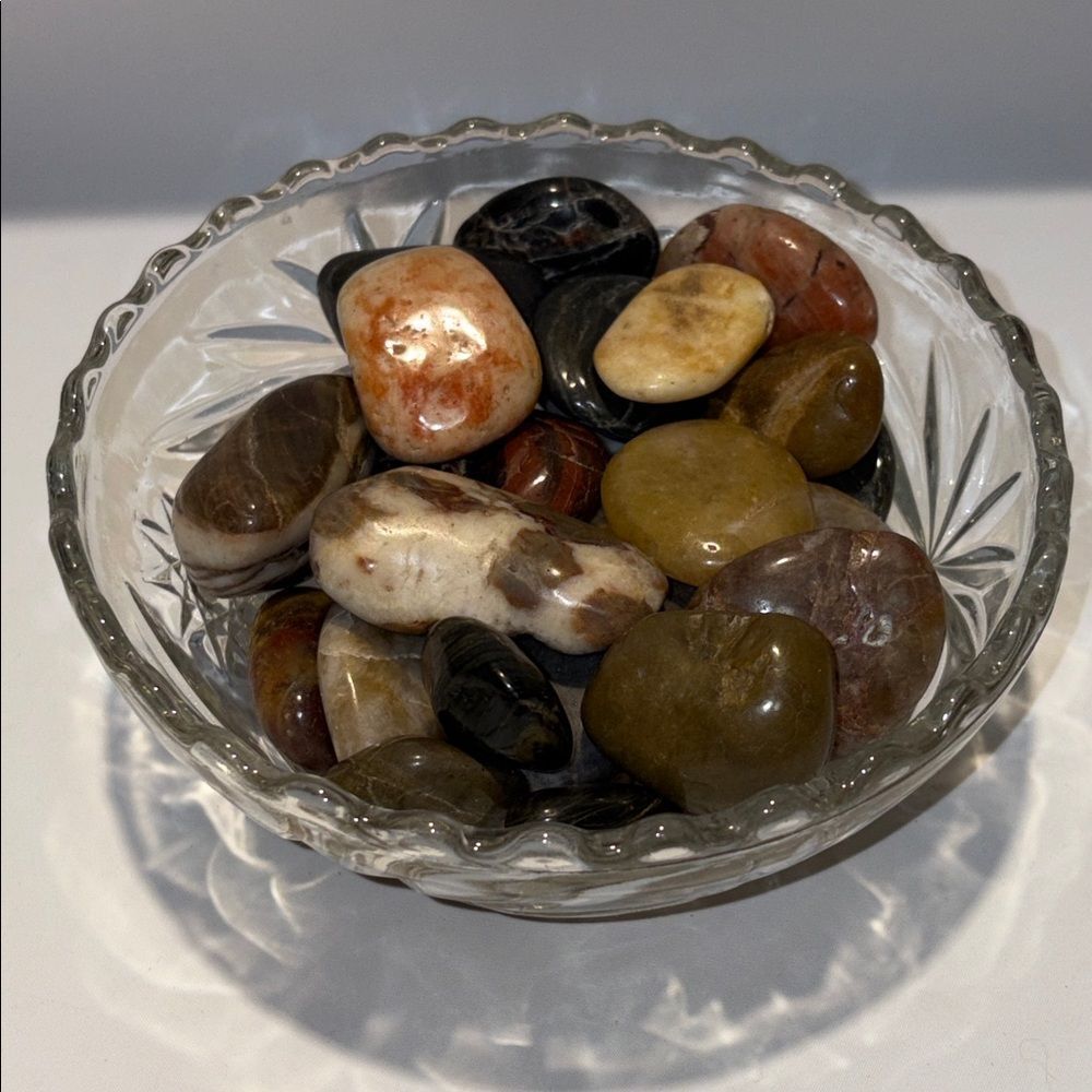 Assorted Polished Stones - Picture 6 of 8